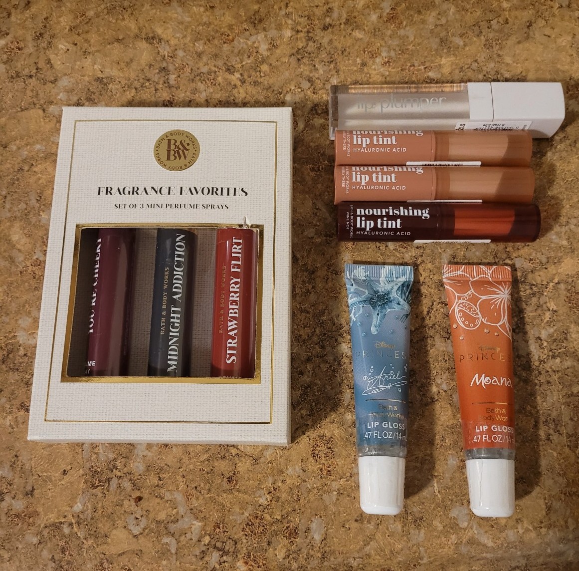 Women's Bath And Body Works Perfume & Lipgloss Lot