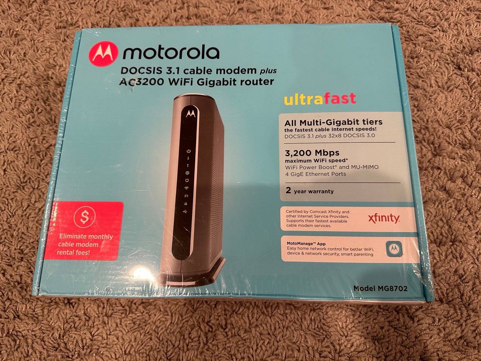 Motorola Ultra-Fast DOCSIS 3.1 Cable Modem with AC3200 Dual Band Router - MG8702