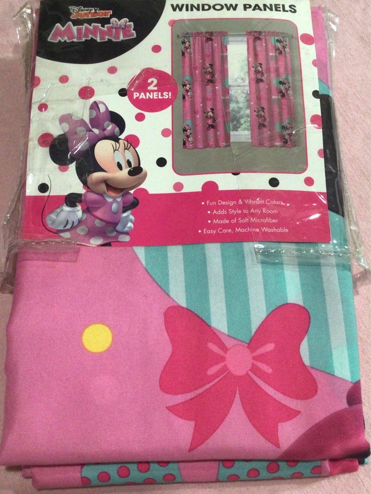 Disney Junior Minnie Window Panels Panels are brand new, bottom half of packagi