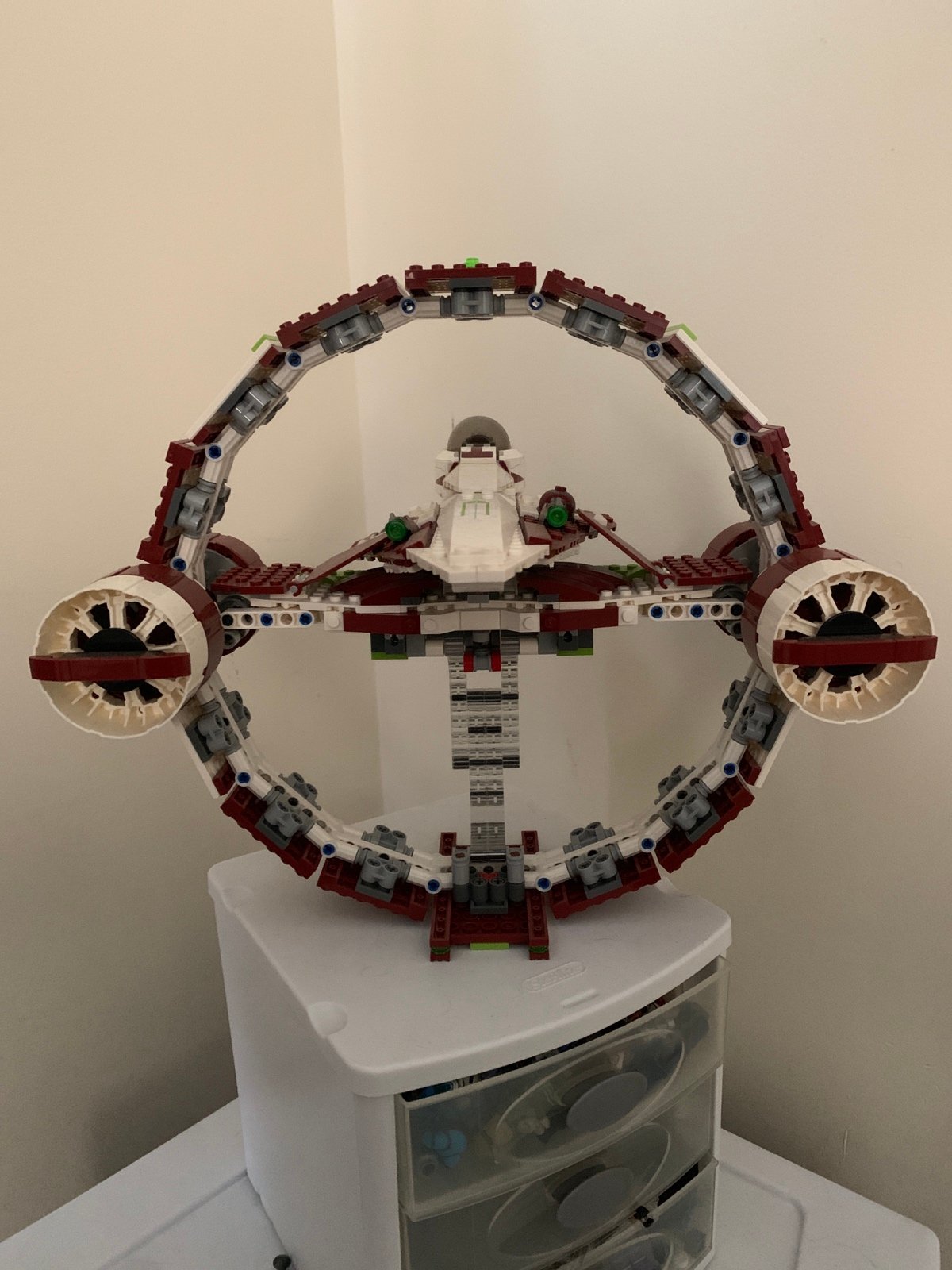 Lego starwars jedi starfighter with hyperdrive ring