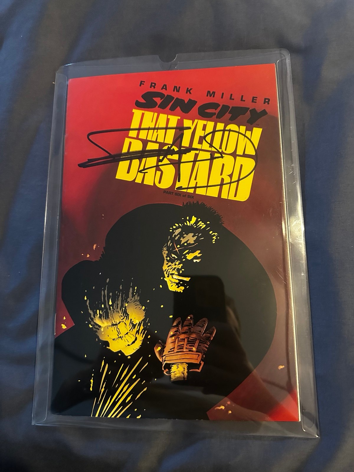 Sin City That Yellow Bastard Comic Signed by Frank miller COA