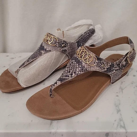 Earth Origins Leather Thong Sandals - Mendy