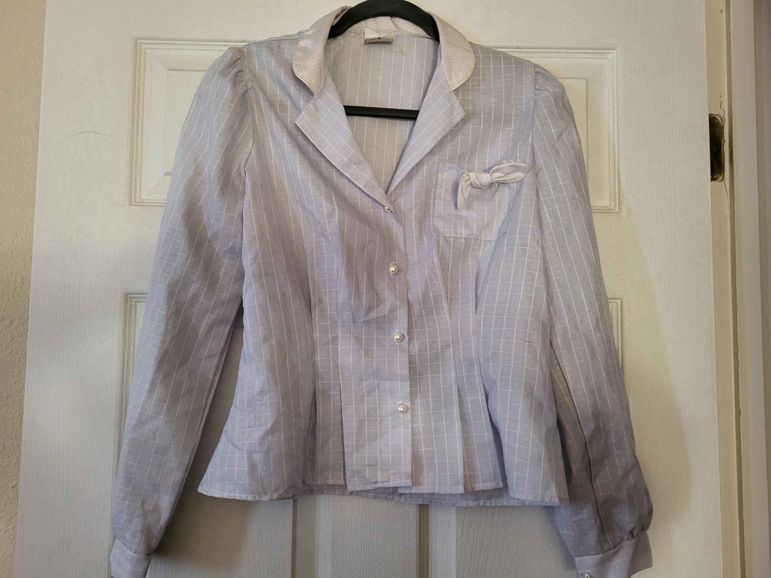 Medium Women's light blue pearl button blouse shirt vintage NWOT
