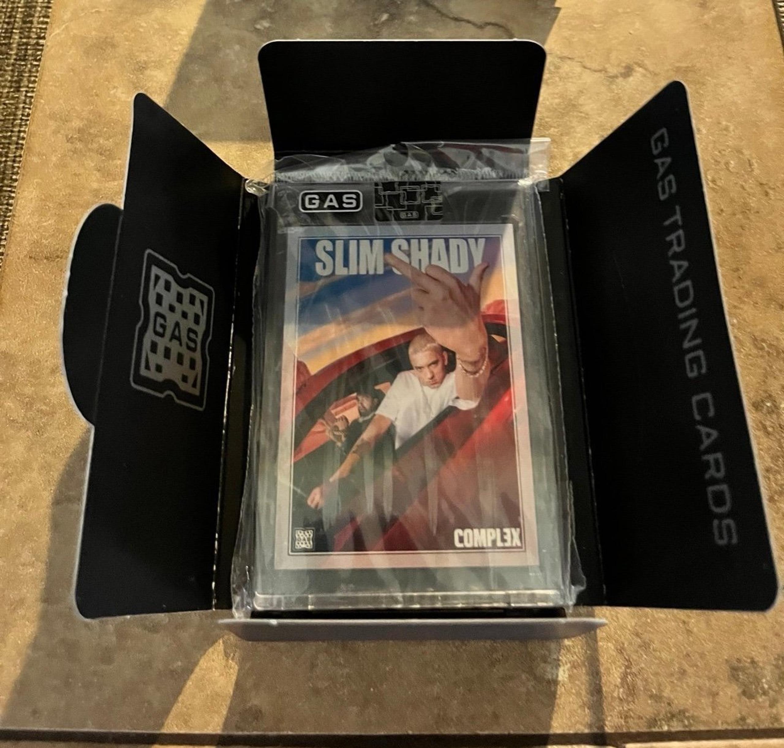 Limited Edition Eminem base card complex gas
