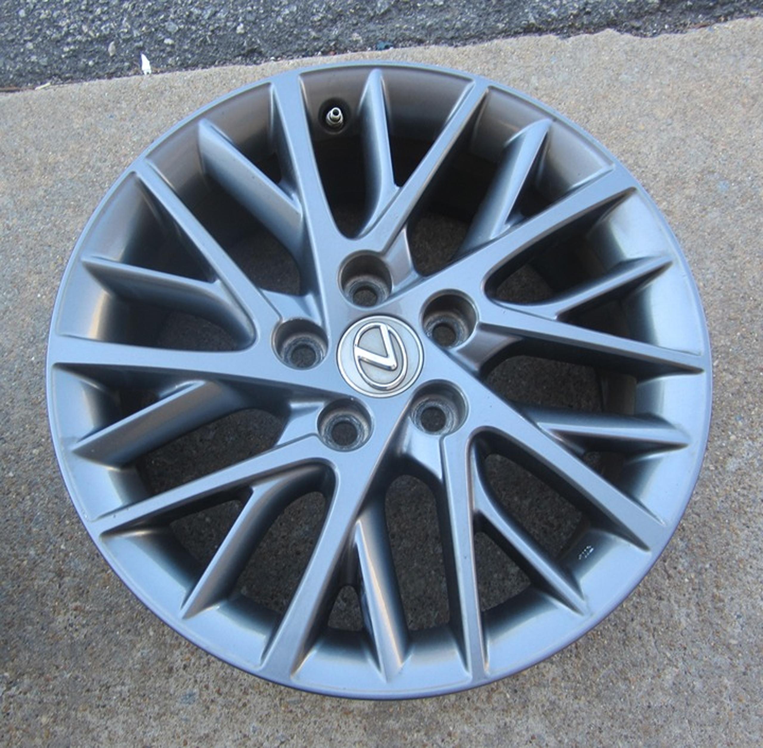 17" 2018 Lexus ES350 20 Hole GRAY Finish Wheel Rim