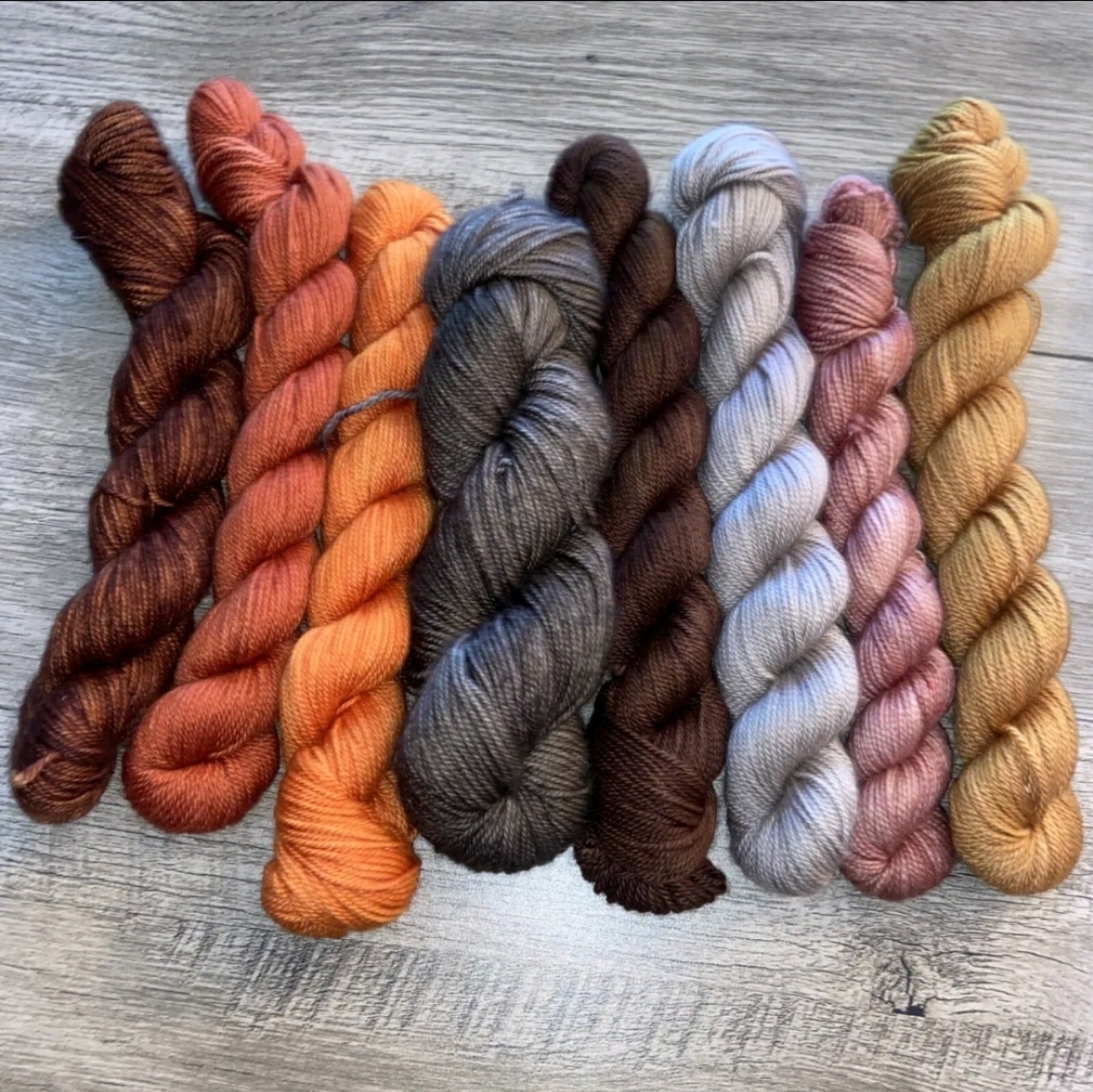 8 Small Hanks Unknown Brand Fine Quality Merino Wool Sock Yarn Stash Fall Tones