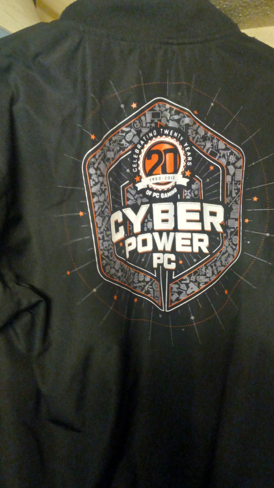 Heavy wind breaker jacket size medium