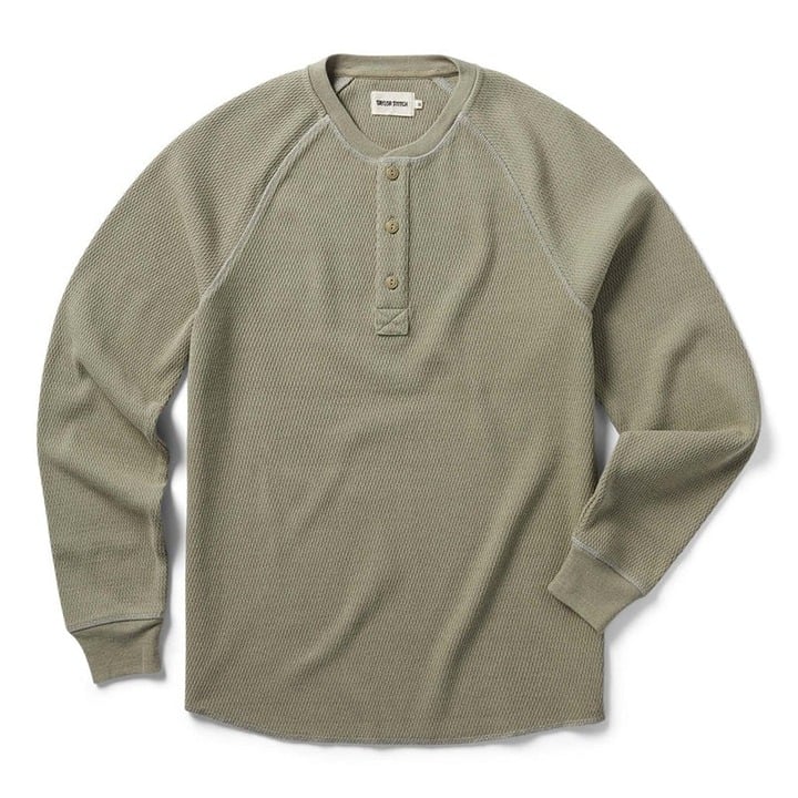Taylor Stitch The Heavy Bag Waffle Henley in Army Size 38