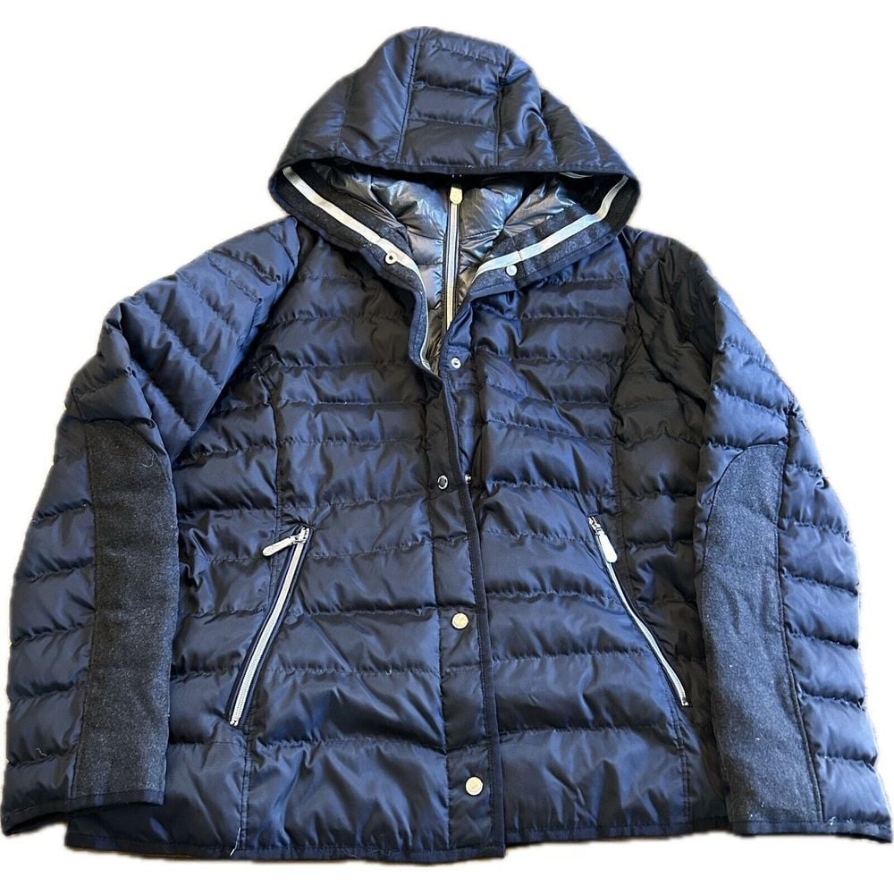 Brand new Anuek Standcollar Zip Blouson in Brown. Parka