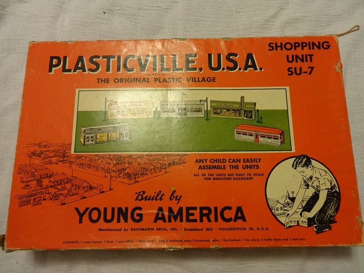 Plasticville SHOPPING UNIT SU-7 in box Built By Young America incomplete