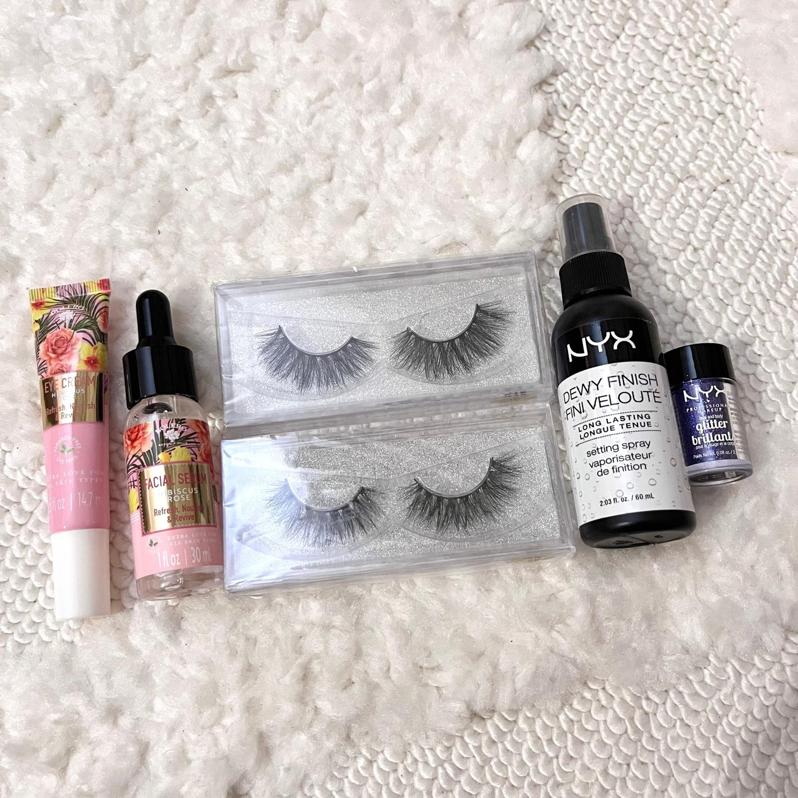 Makeup bundle