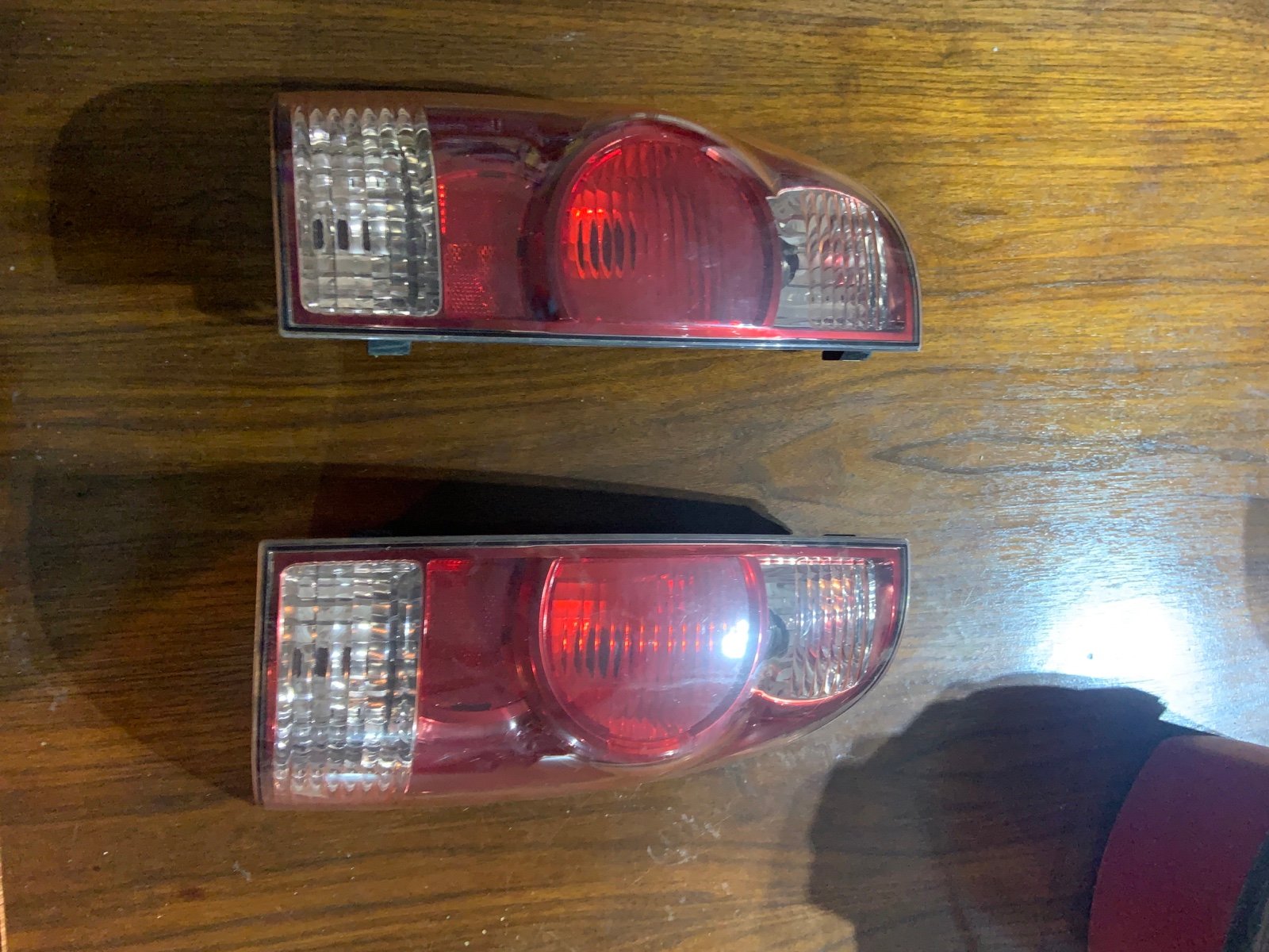 2006 Toyota Tacoma Taillights