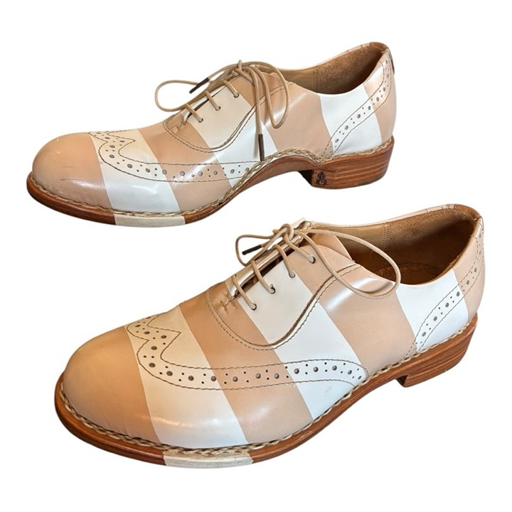 The office of Angela Scott Stripe Light Pink Lace Oxford Shoes Women’s Size 36