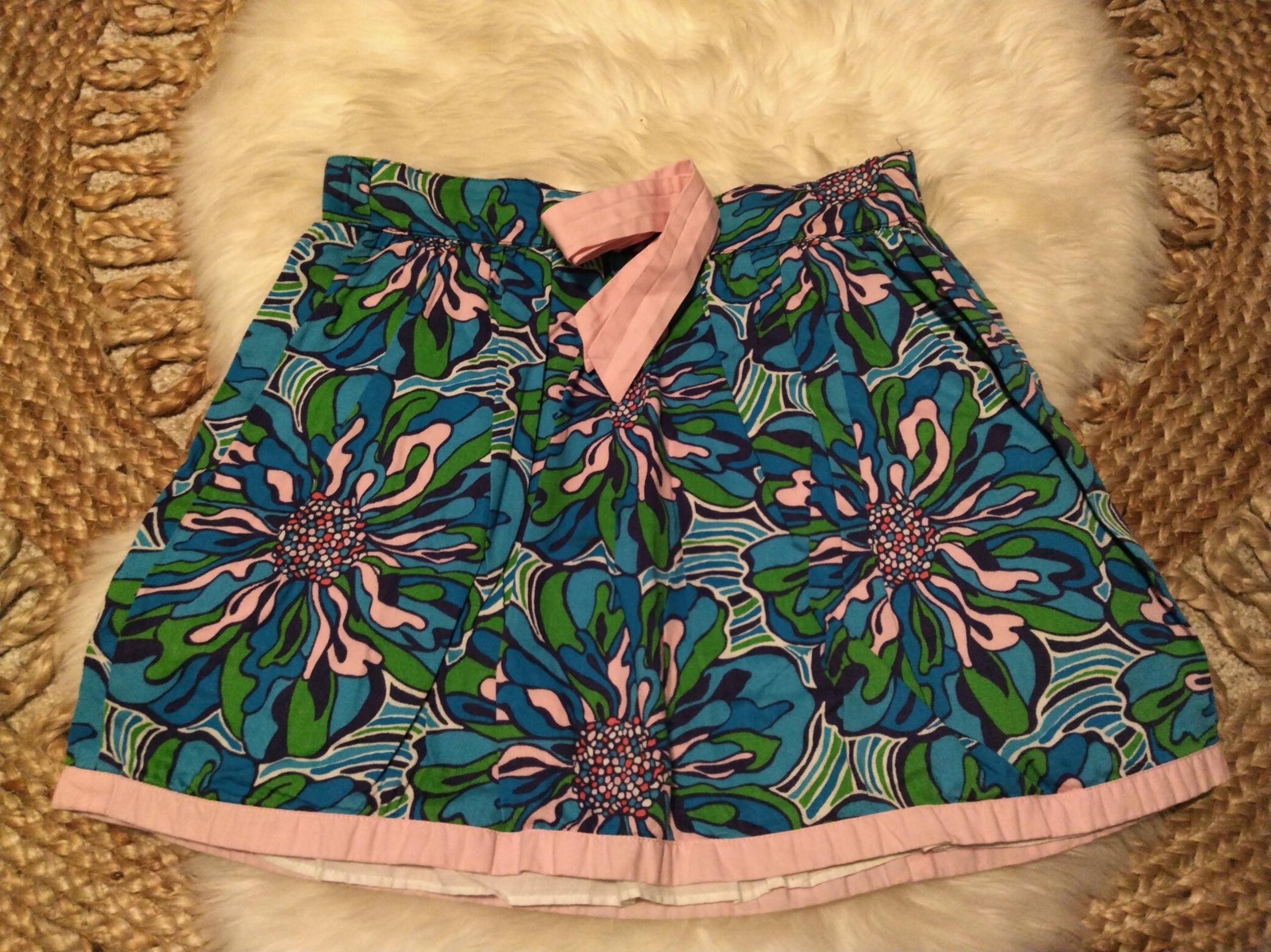 Lily Pulitzer Floral Blue and Green Skort Girls Size XL 12/14