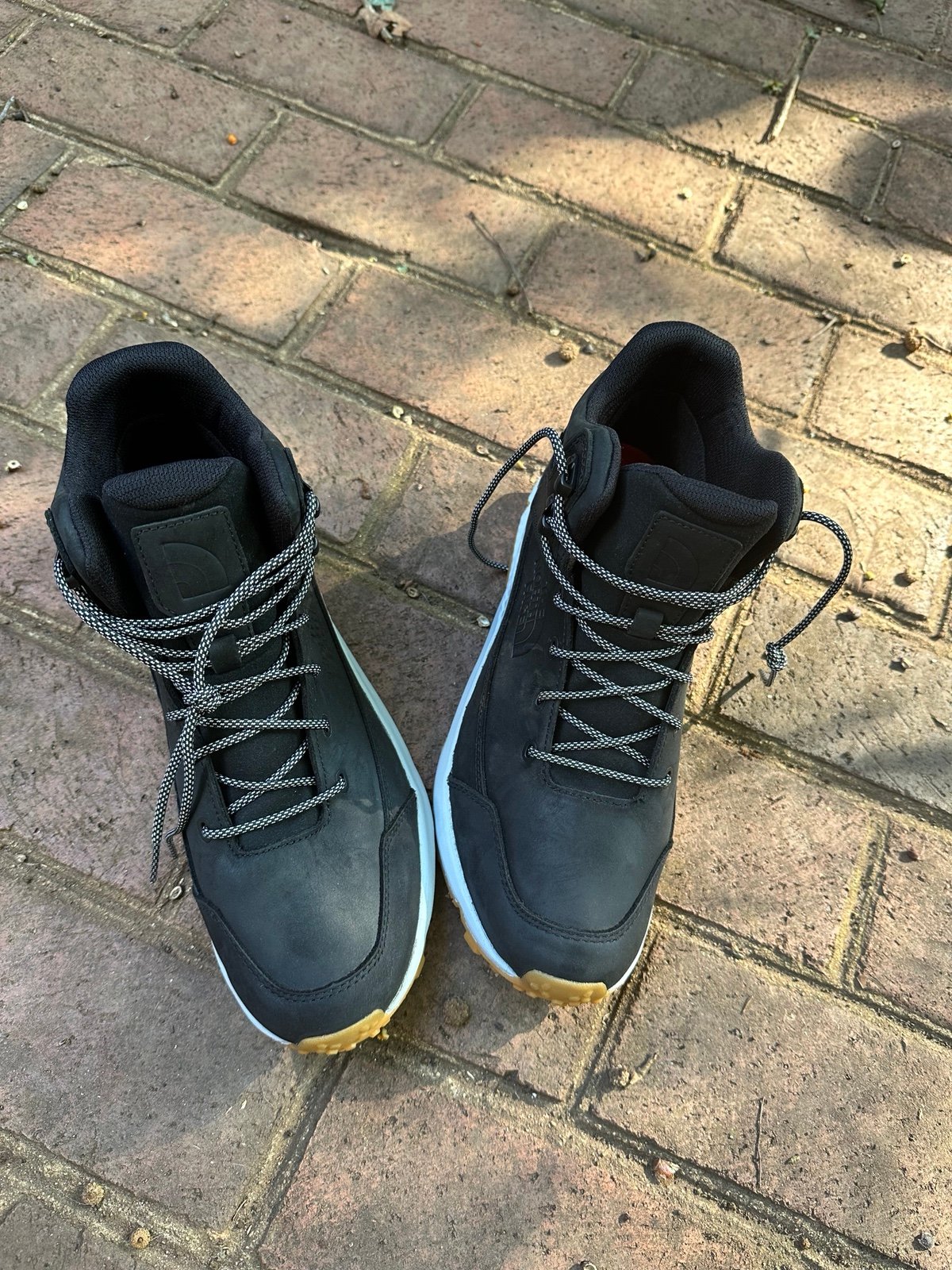 North Face Men’s Hommes Shoes. Waterproof