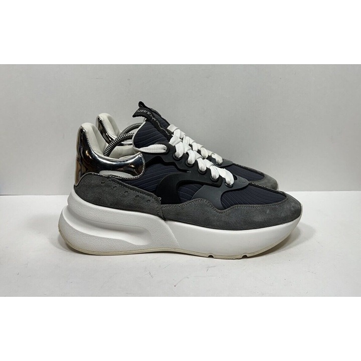 Alexander McQueen Oversized Runner Mens Size 9.5 EU 42.5 Blue Gray Sneakers Shoe