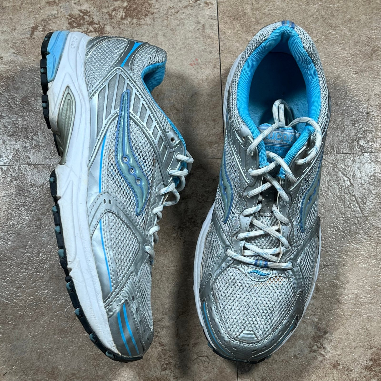 Size 11 - Saucony Grid Ride Millennium White Multi-Color
