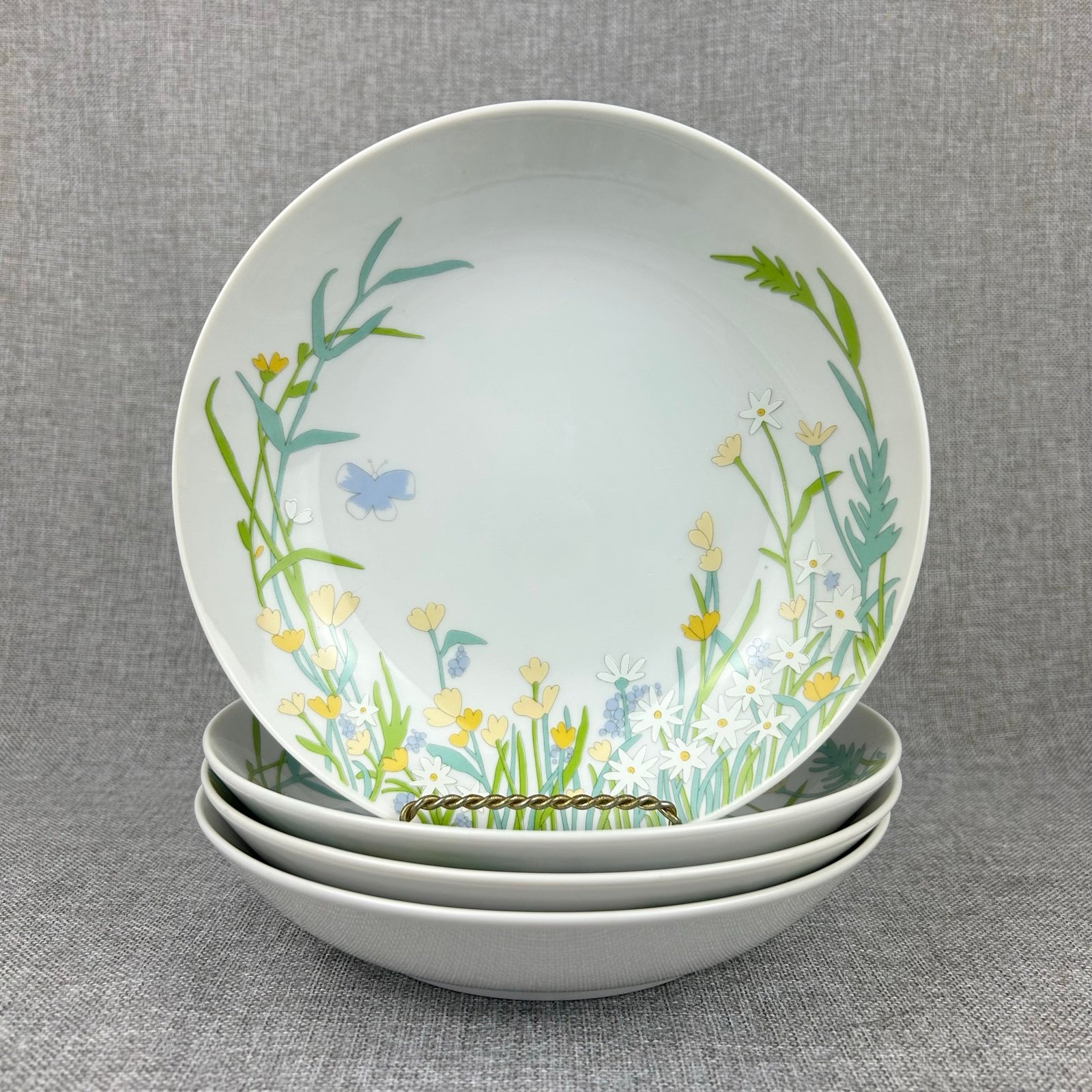 Vintage 60s Mod Pastime Wildflower Floral Set of 4 Bowls