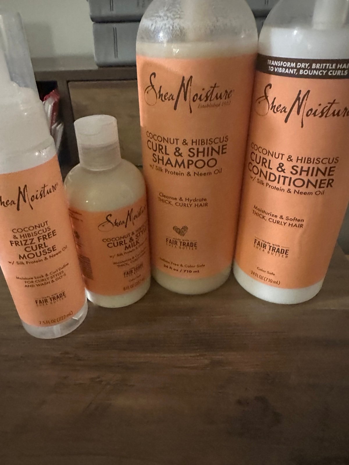 Shea Moisture Set (Coconut & Hibiscus Curl & Shine)