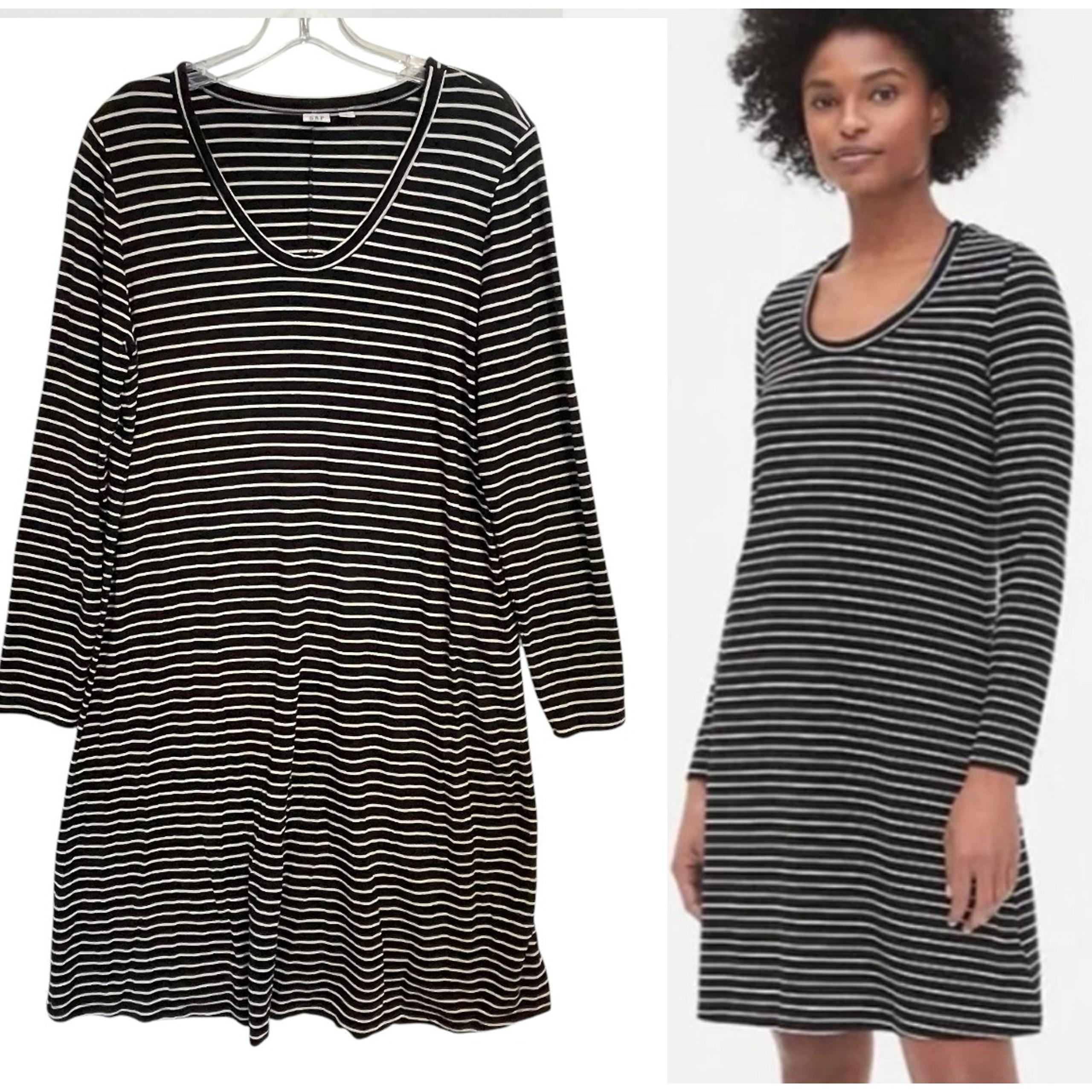 GAP Striped Long Sleeve Swing Dress Womens Large Navy & White V-Neck Nautical