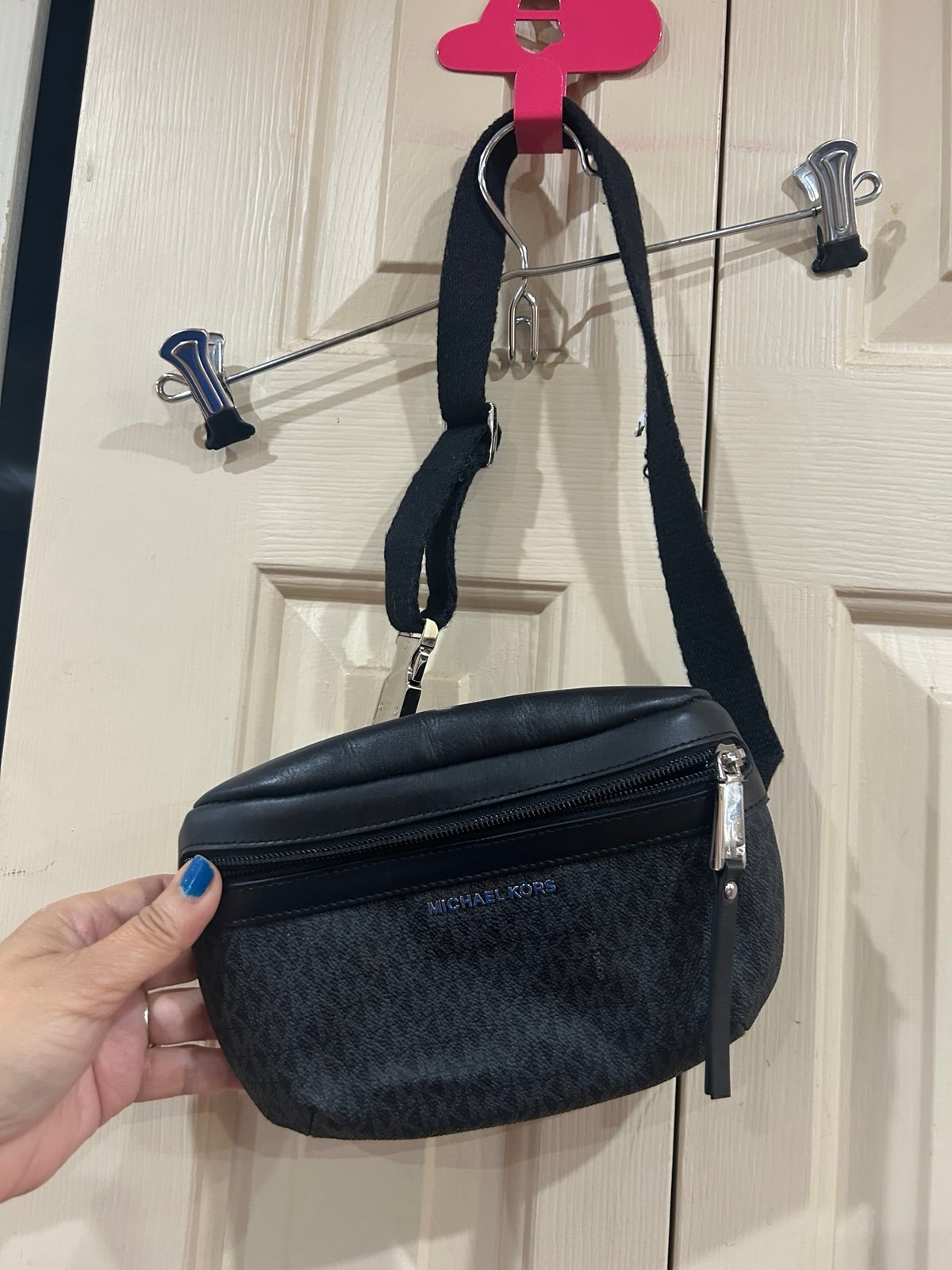 Michael kors fanny bag