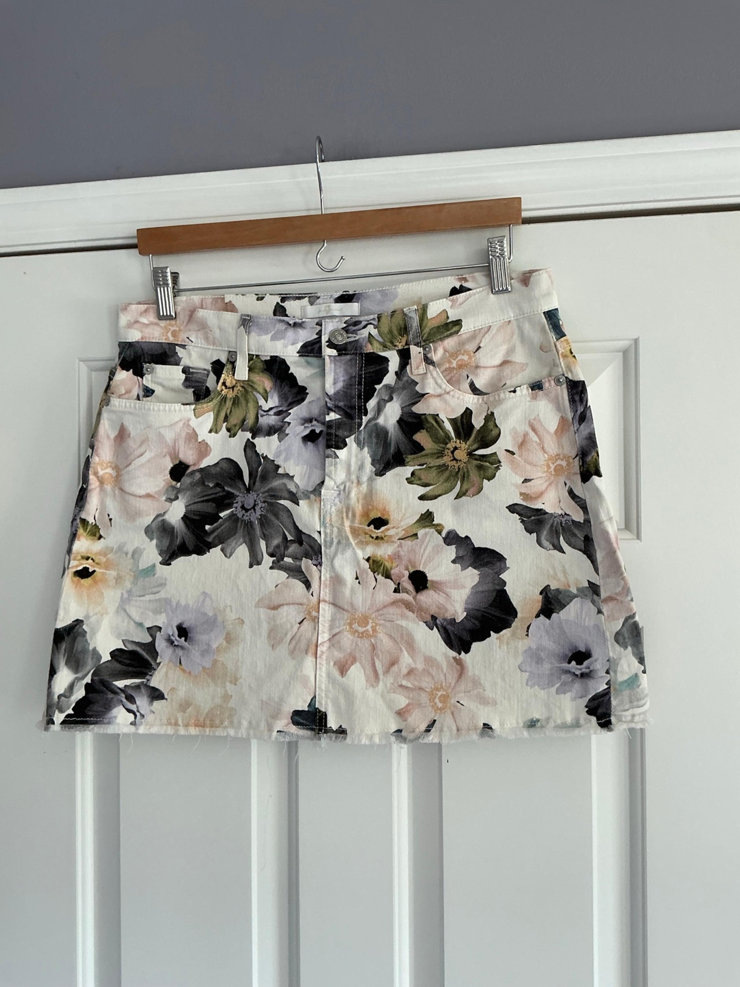 7 Seven For All Mankind Watercolor Floral Denim Mini Skirt 31