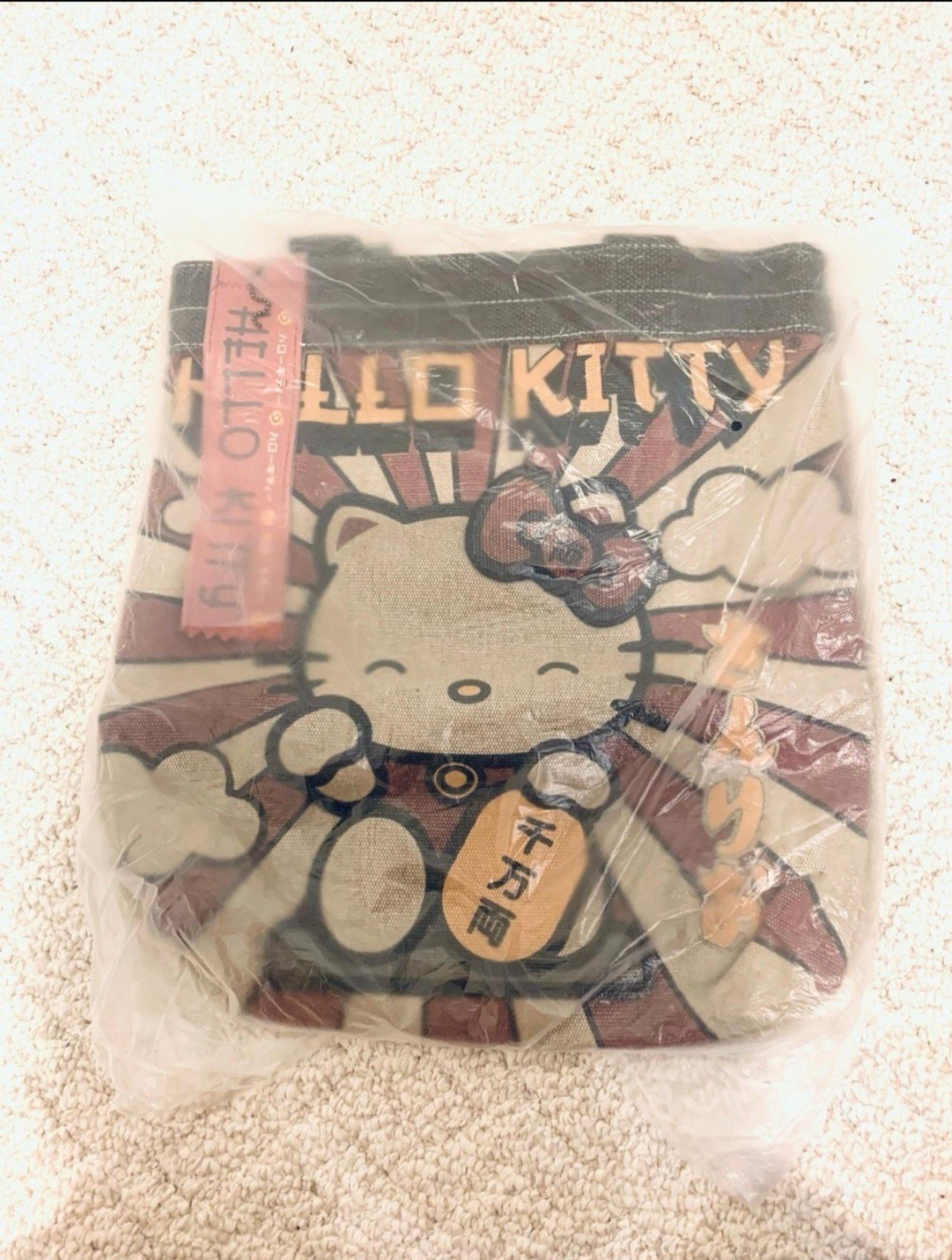 Vintage hello kitty bag