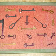 Skeleton Keys / Button Hook Lot +Vintage)