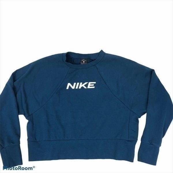 Nike Ladies Cropped Sweatshirt w/ Reglan Sleeves M