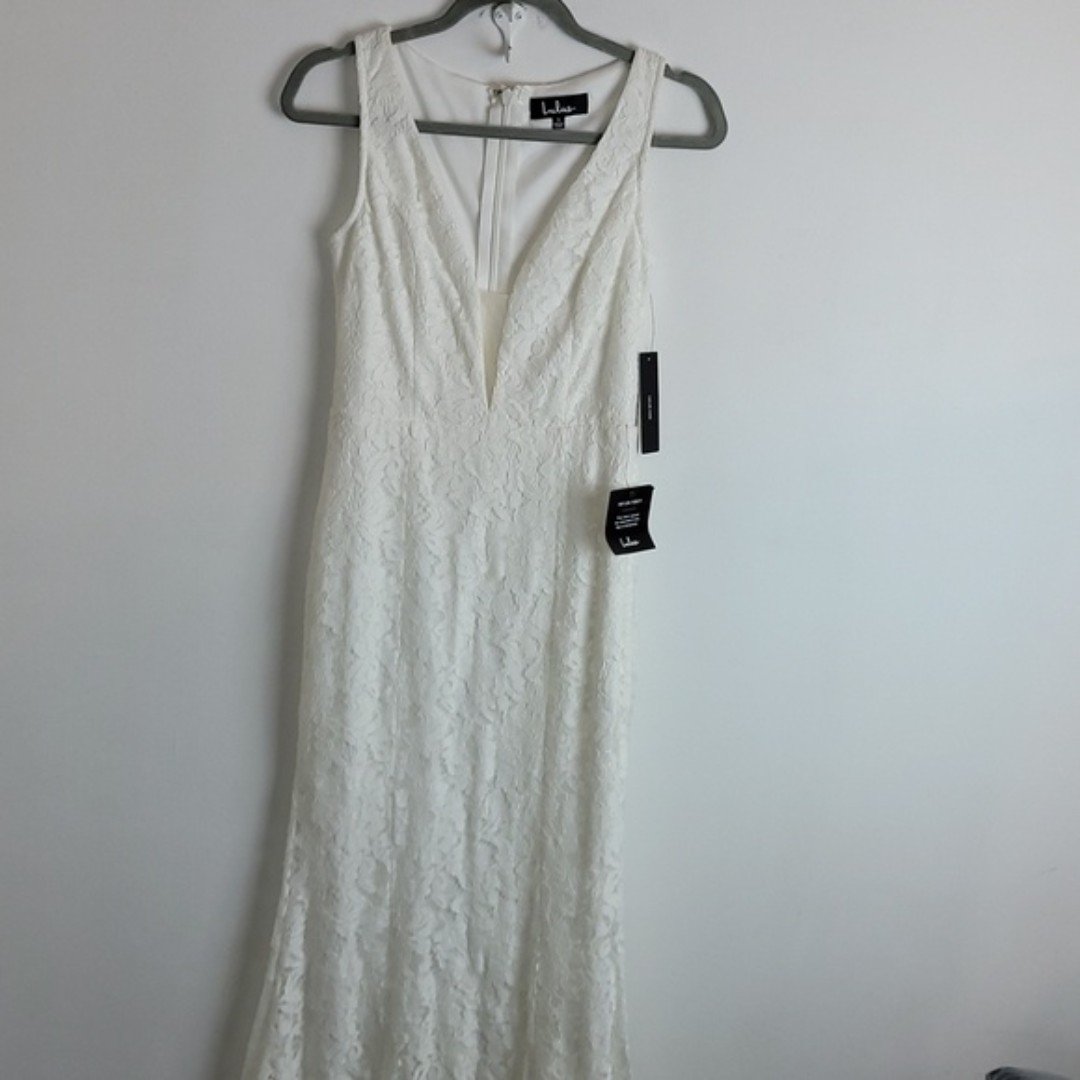 Lulu's V neck lace maxi dress Sz S White Wedding NWT