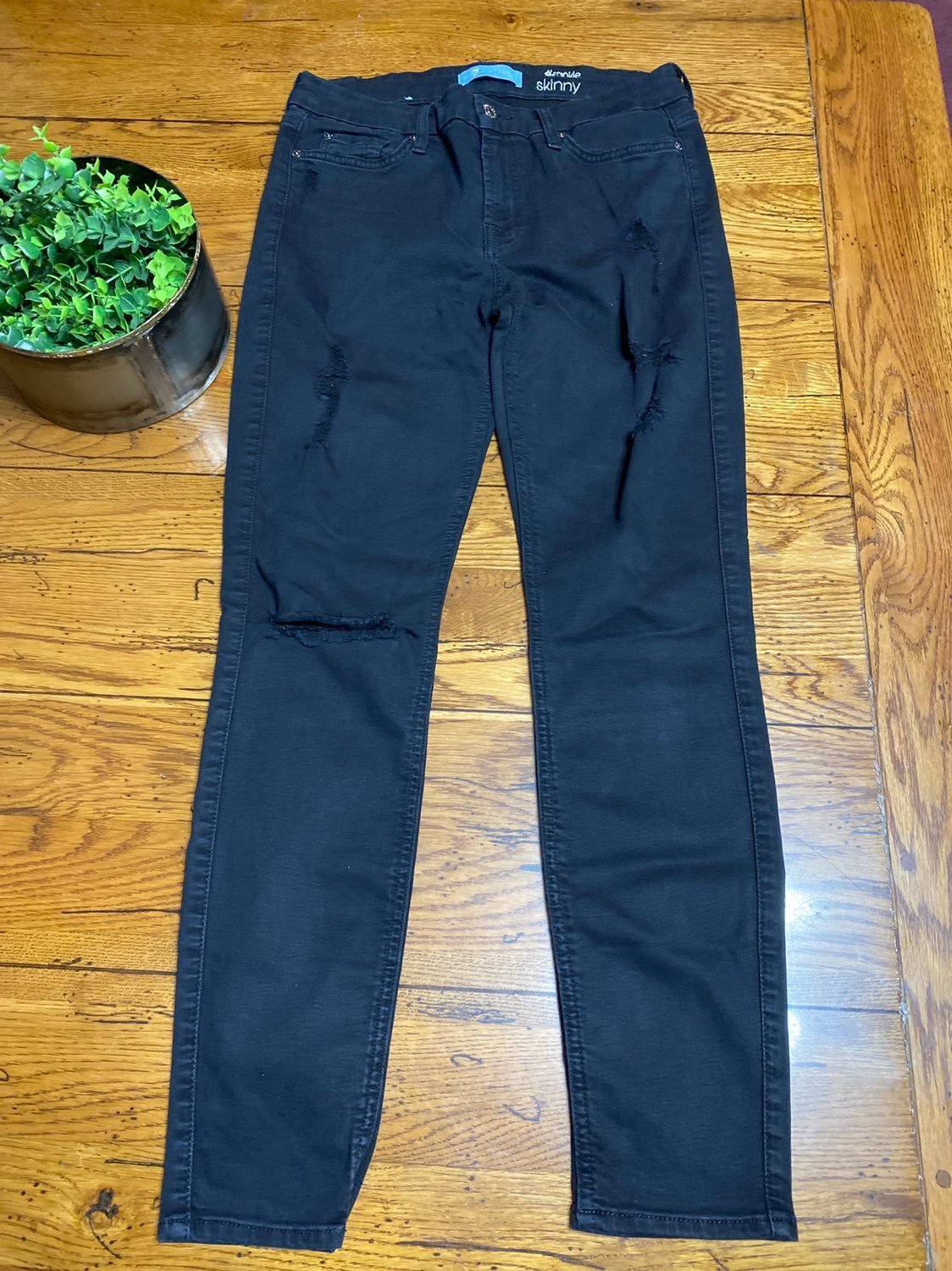 7 For All Mankind High Waist Ankle Skinny Jeans Black Distressed Raw Hem Size 29