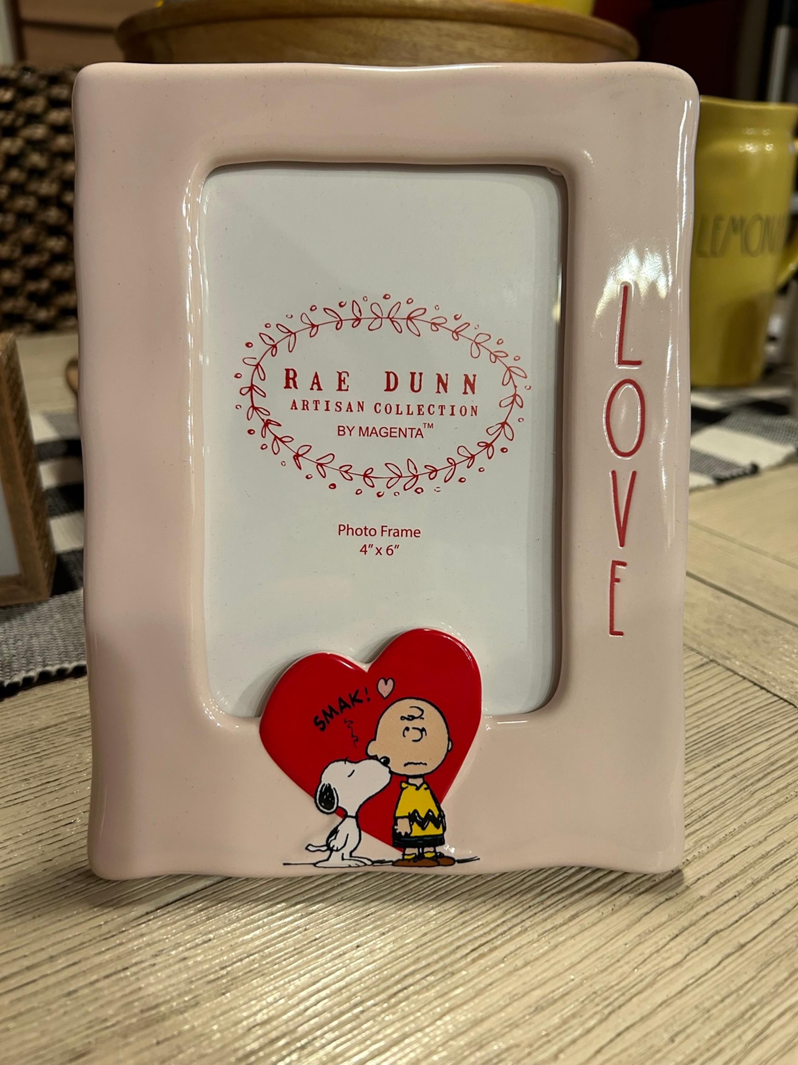 Rae Dunn Charlie Brown/Snoopy 4 x 6 Picture Frame, New