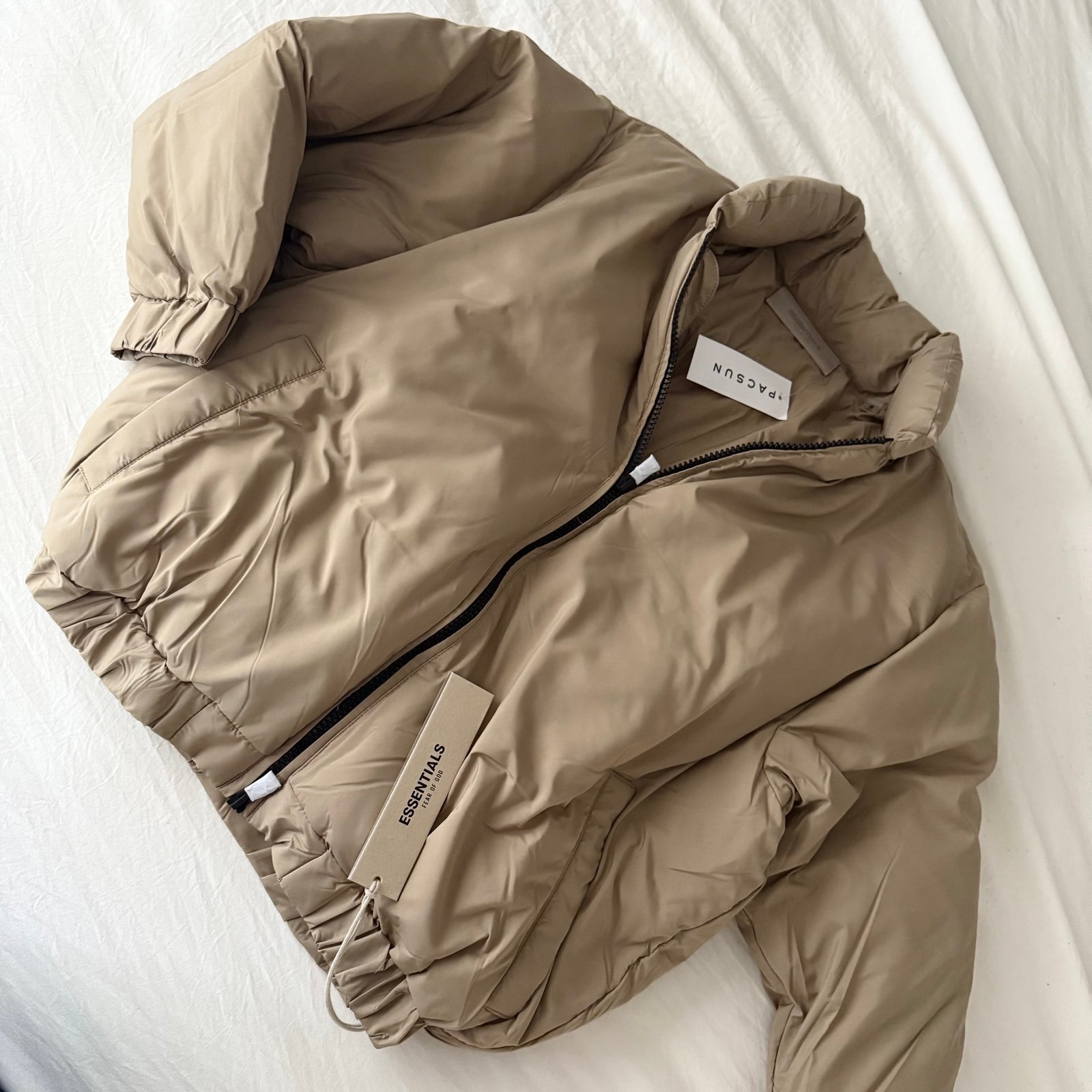 Kids essentials puffer jacket size 8