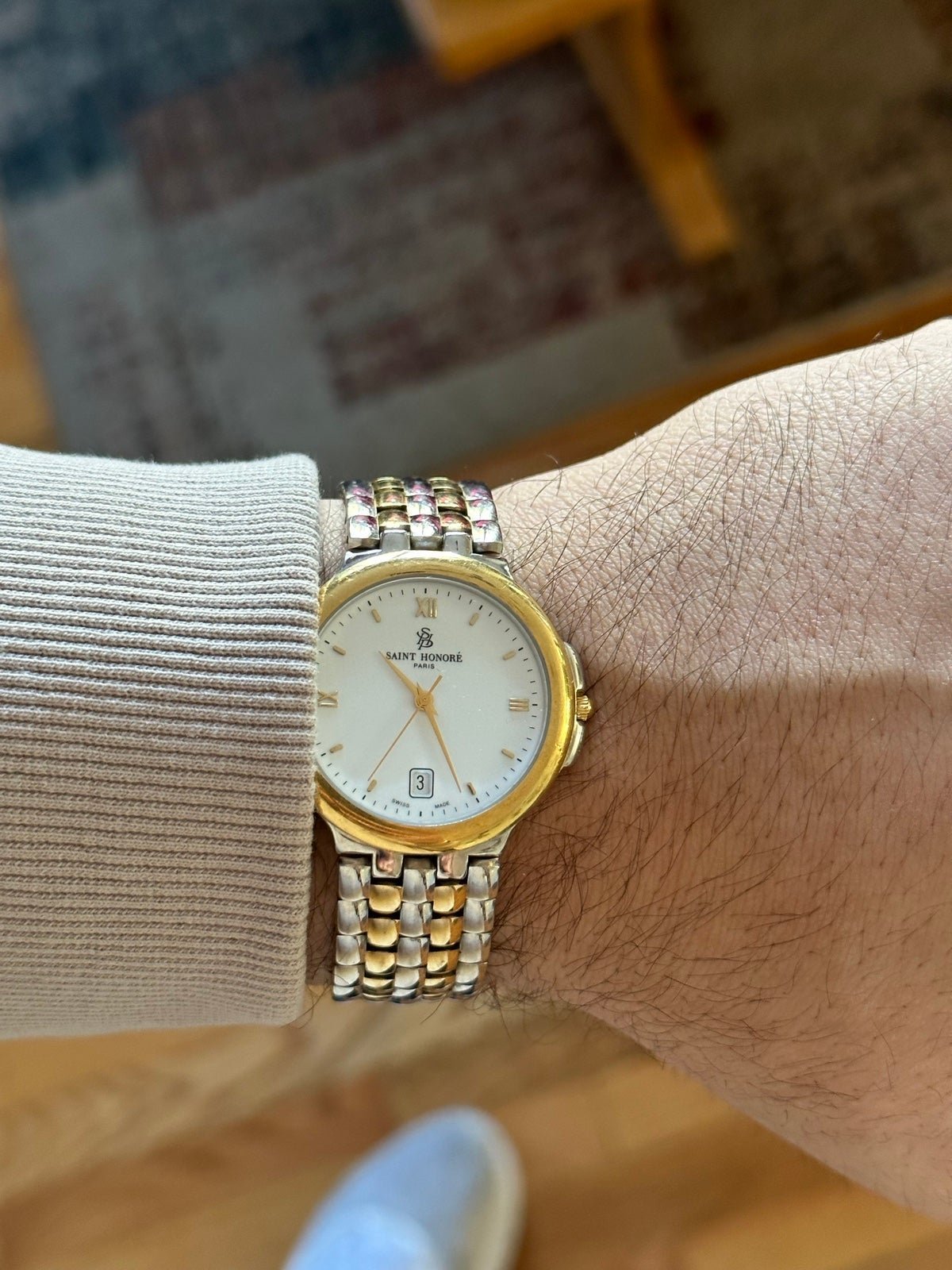 Vintage dress watch Saint honore paris watch (needs battery )