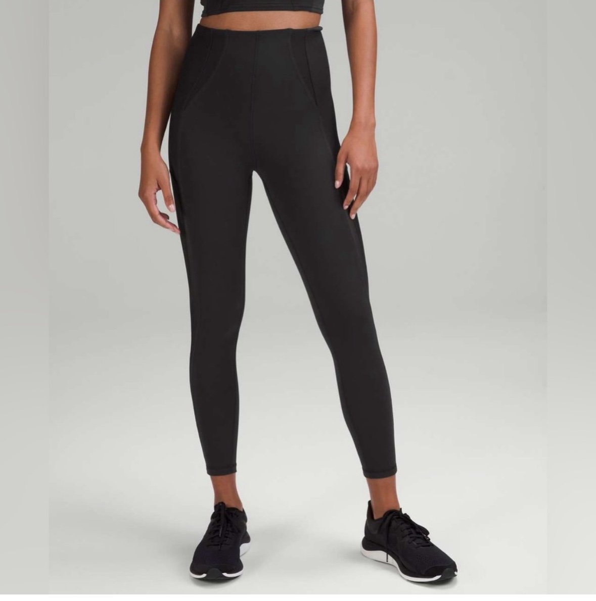 Lululemon Everlux and Mesh SHR Black Training Tight 25” Size 4