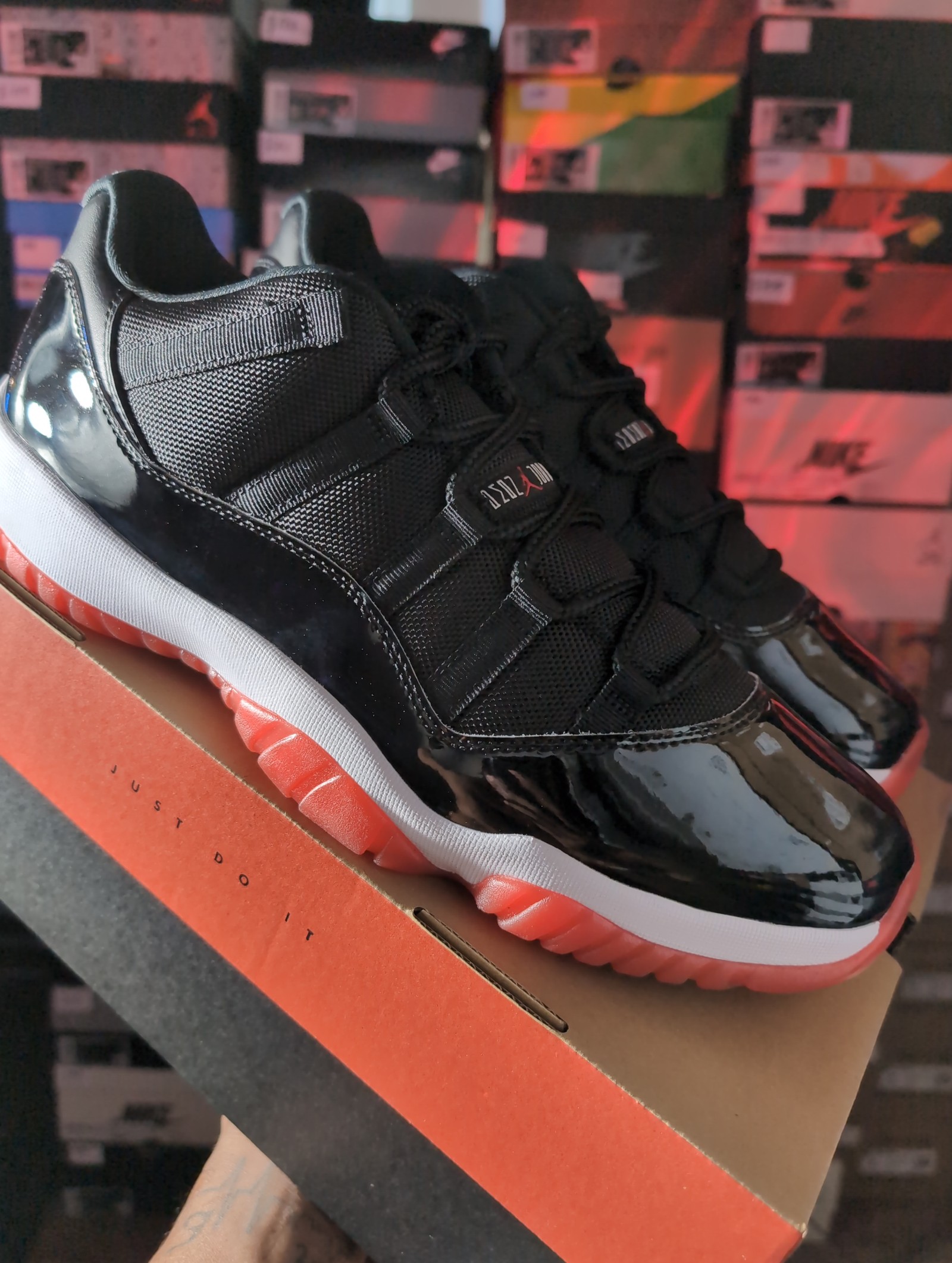 Air Jordan 11 Low Bred 2025 FV5104 006