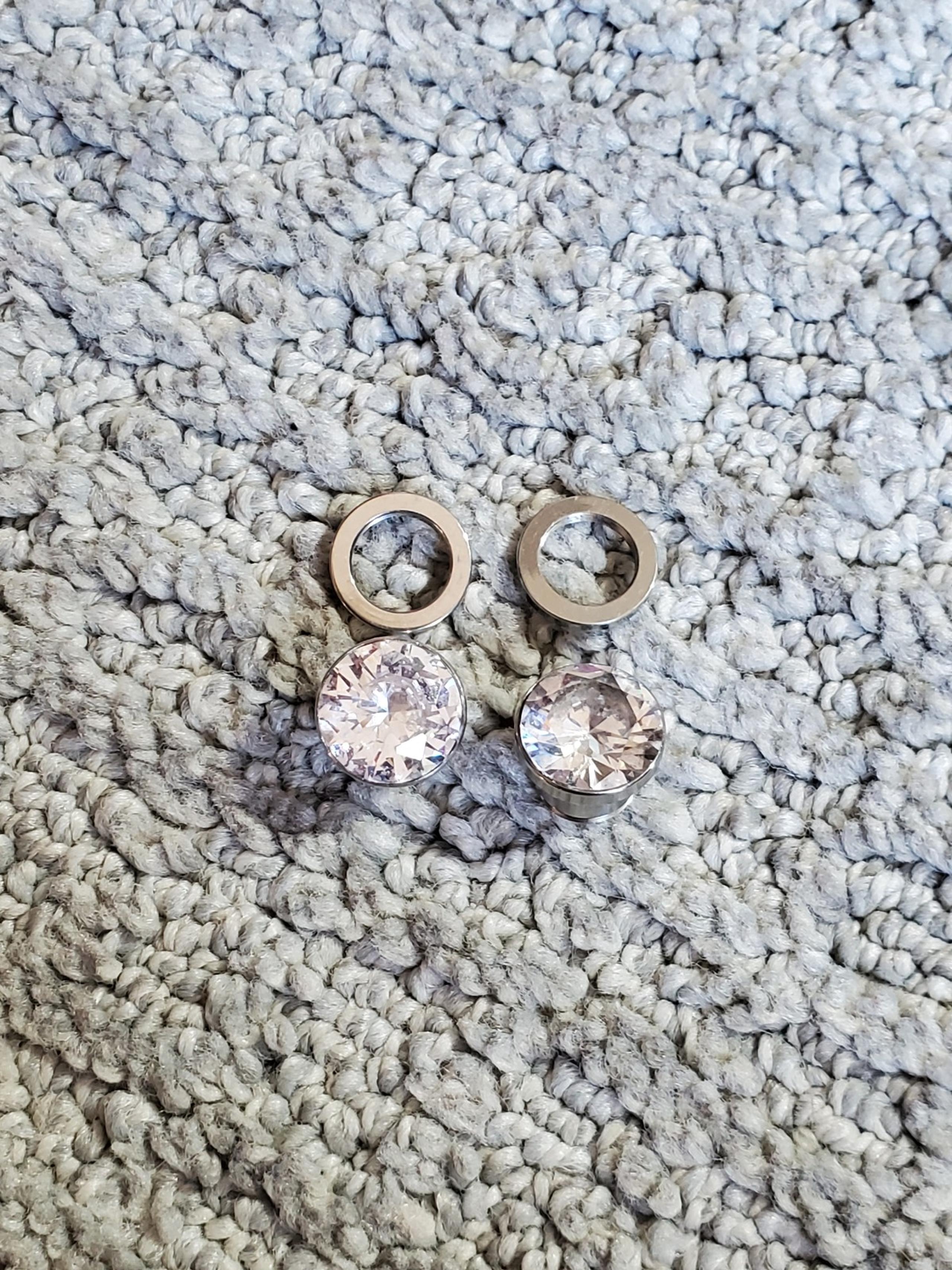 00 Cubic Zirconia screw fit tunnels