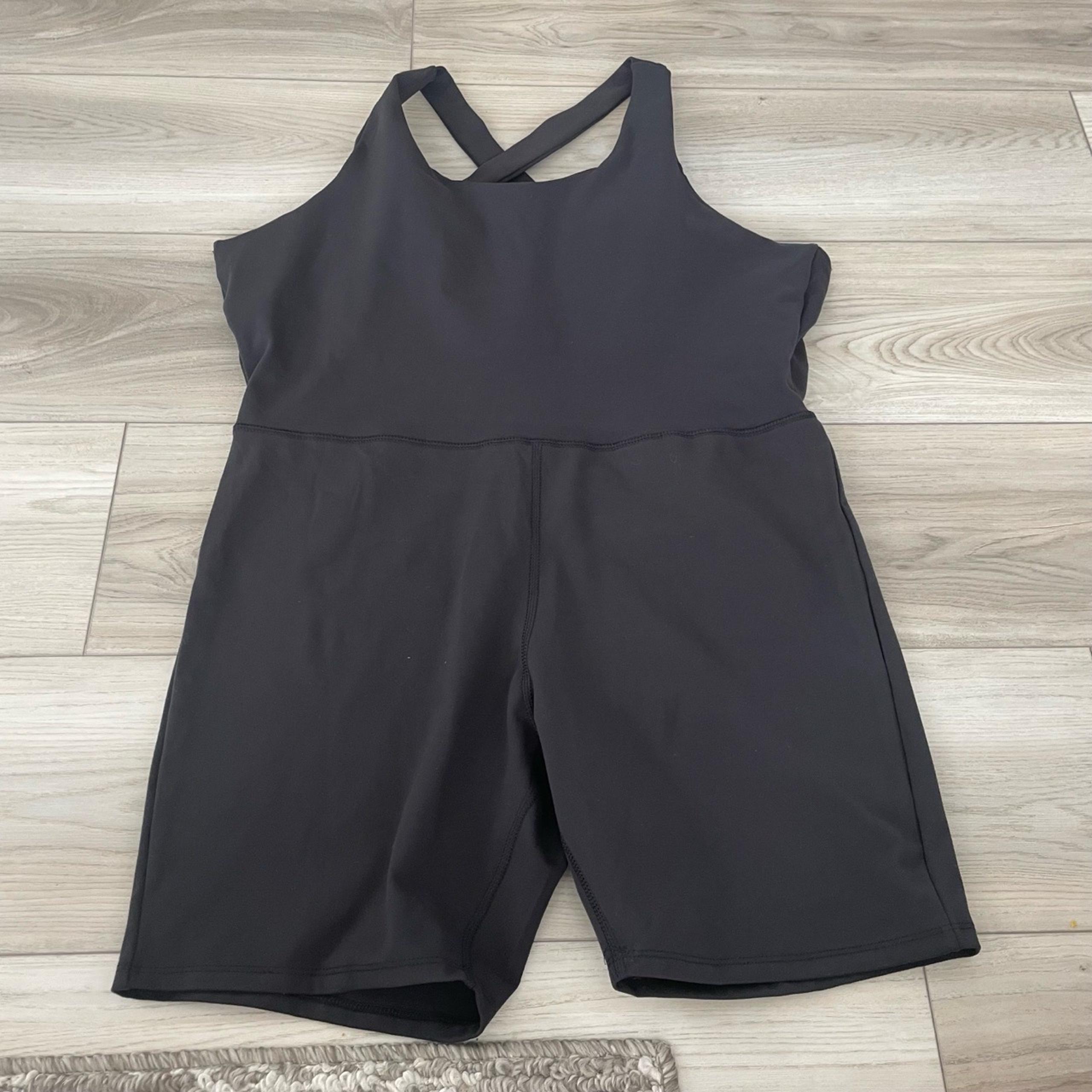 NWOT Laundry By Shelli Segal Black Sleeveless Shorts Onesie Romper Size XL