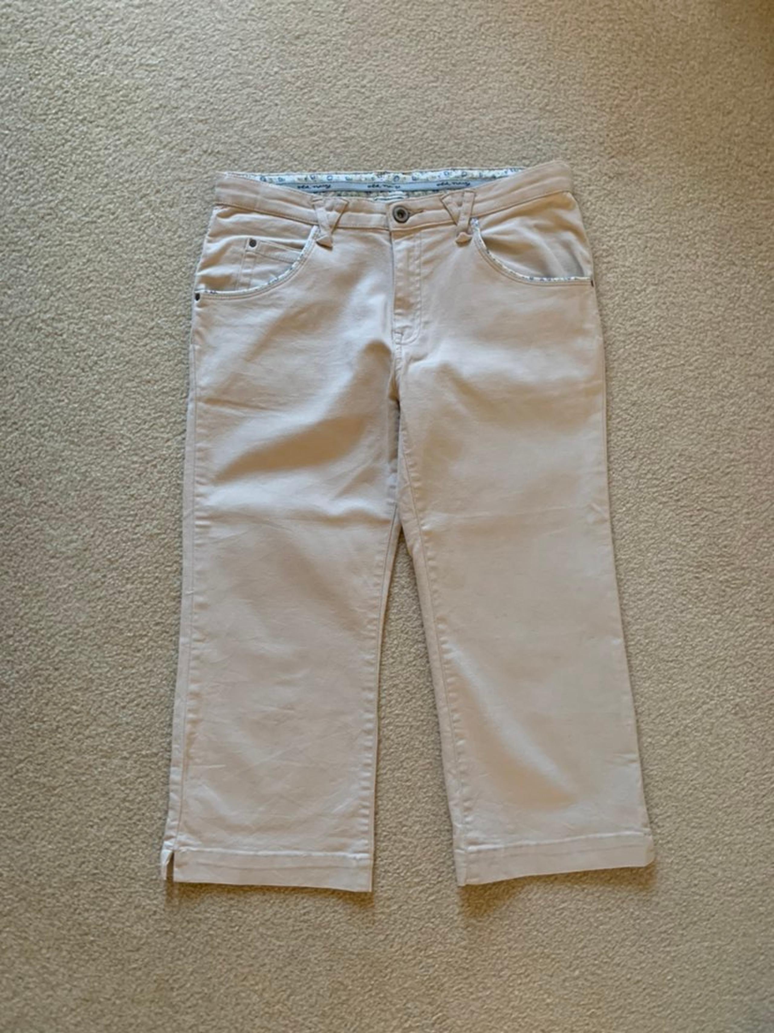 Old Navy Beige Capris