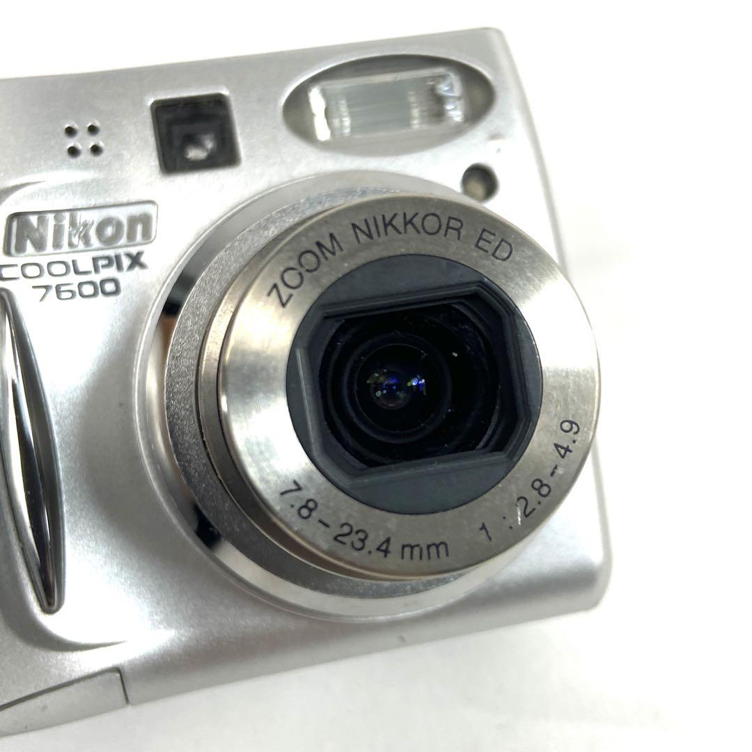75.COOLPIX　NIKON　e7600 Nikon COOLPIX E7600 Digital Camera 7MP Compact Working