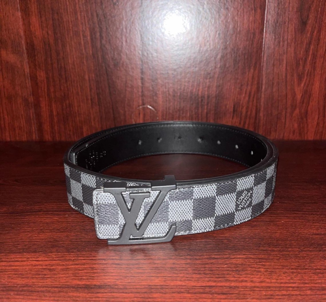 Louis Vuitton Belt - Black - Used - Size 30-33