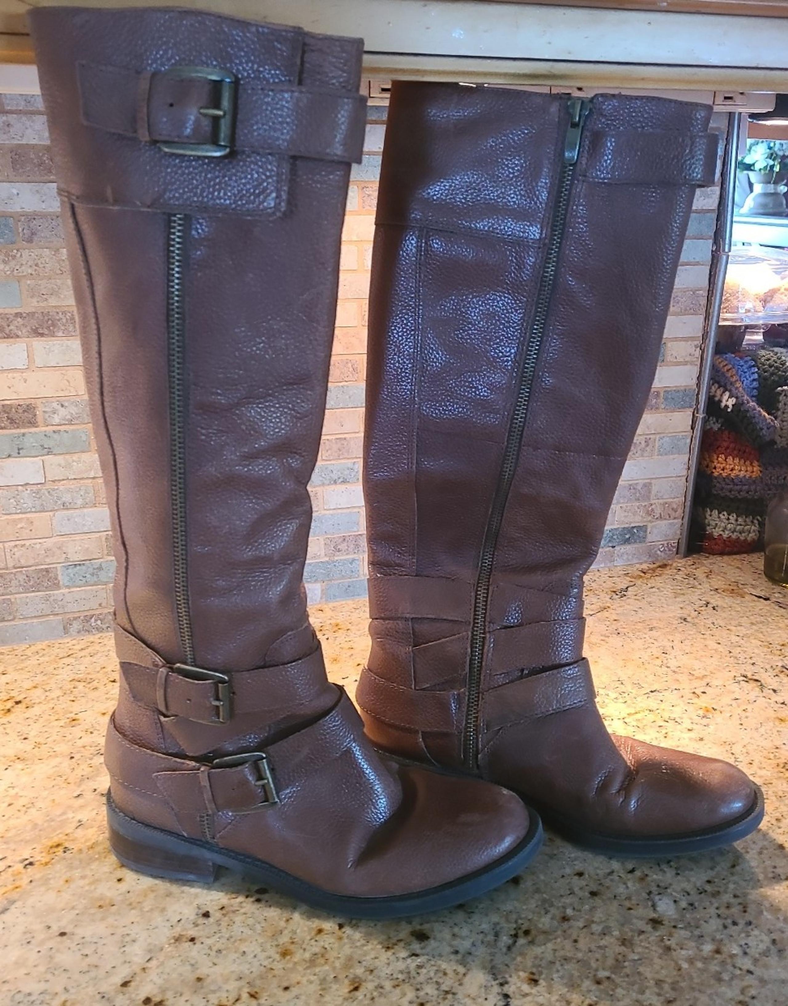 Enzo Angiolini Womens boots size 6
