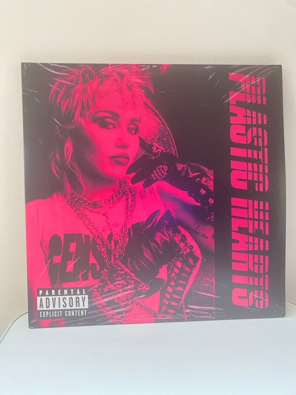 Miley Cyrus - Plastic Hearts - Vinyl Record