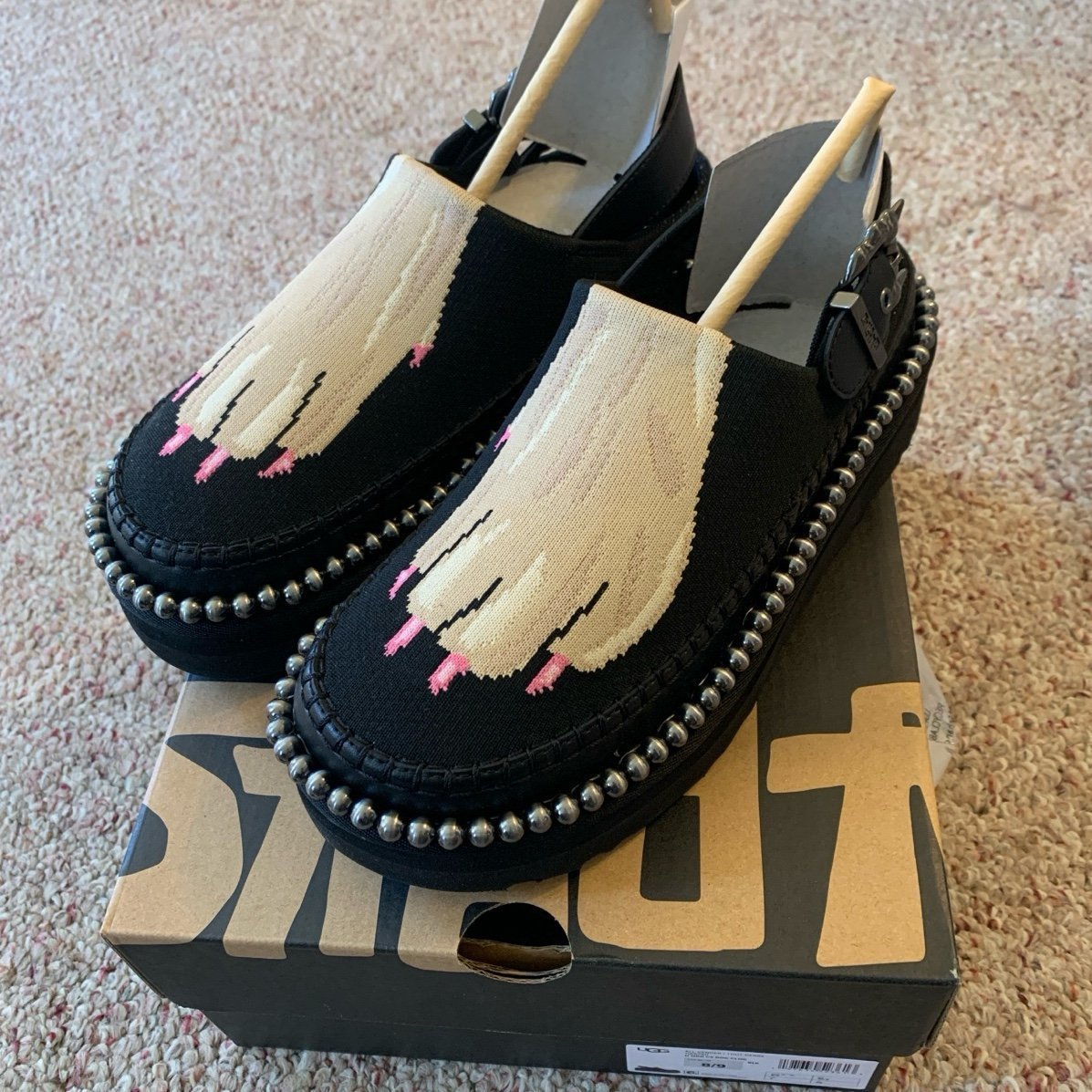 Collina Strada Ugg Dog Clogs