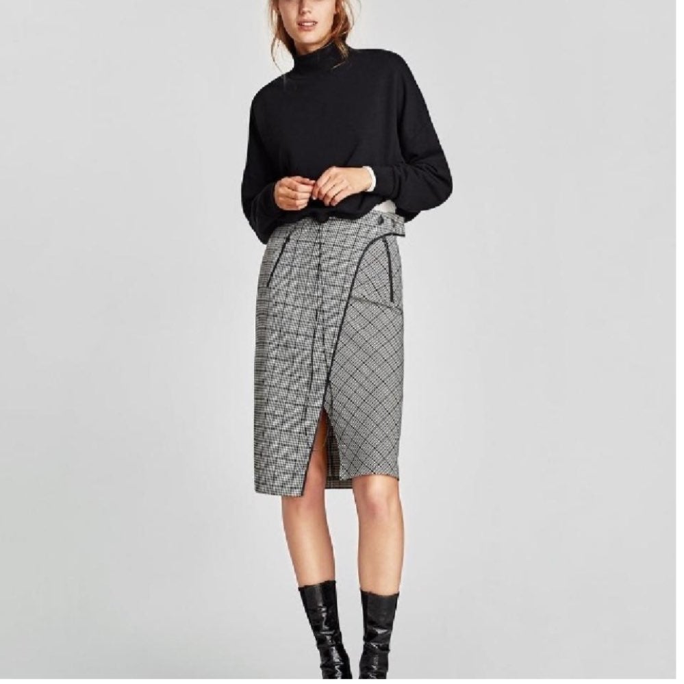 Zara Houndstooth Wrap Style Skirt Sze 26