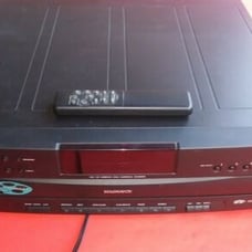 Phillips Magnavox CDC-745 5 Disc CD Changer Stereo Vintage HiFi - Remote