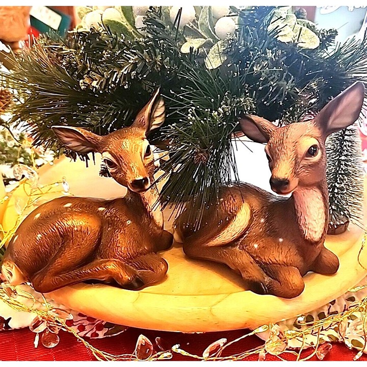 2 Laying Deer Porcelain Figurines Vintage Harvey Knox Kingdom Global Art Japan