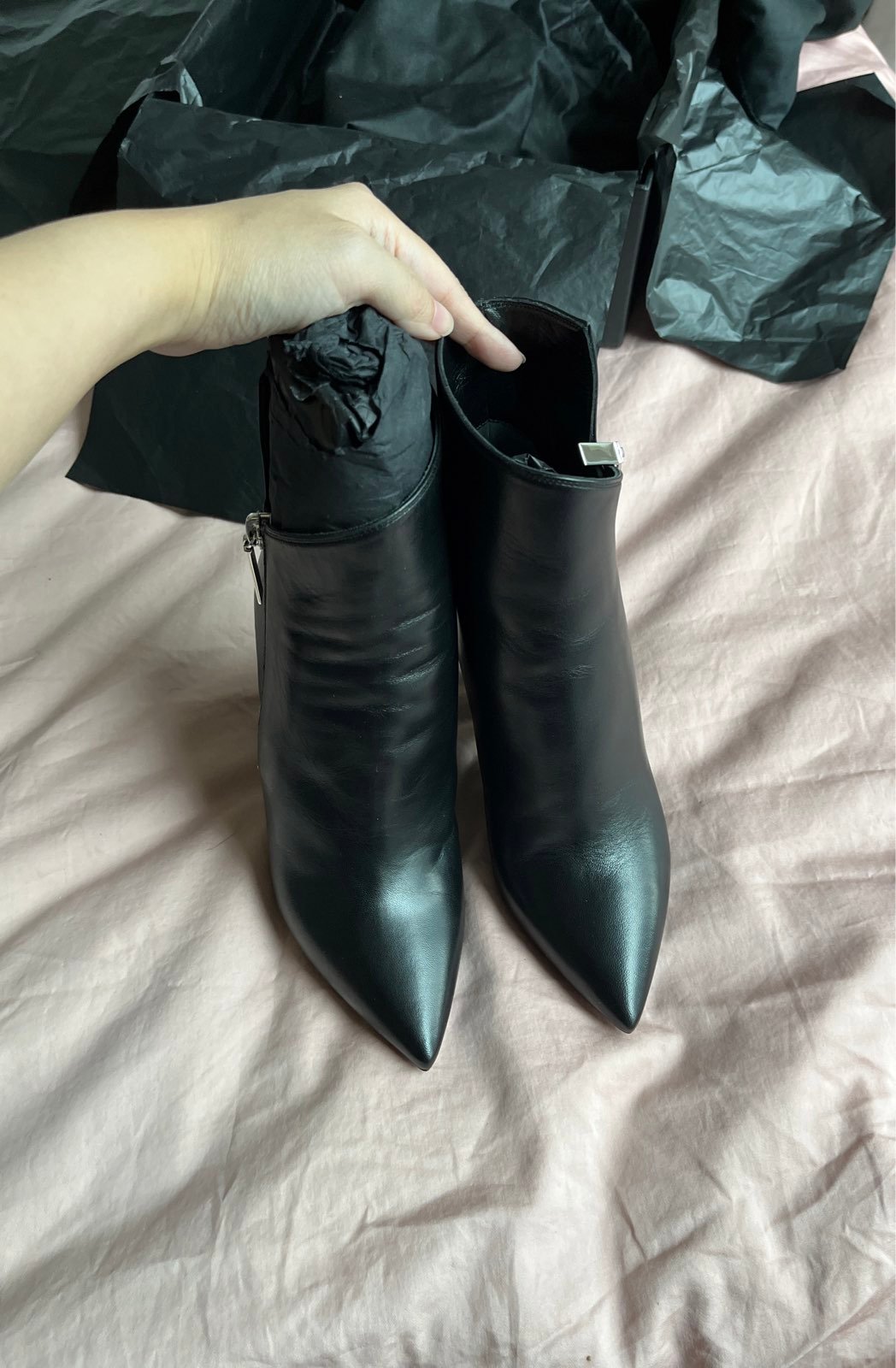 NIB YSL Nikki booties black leather