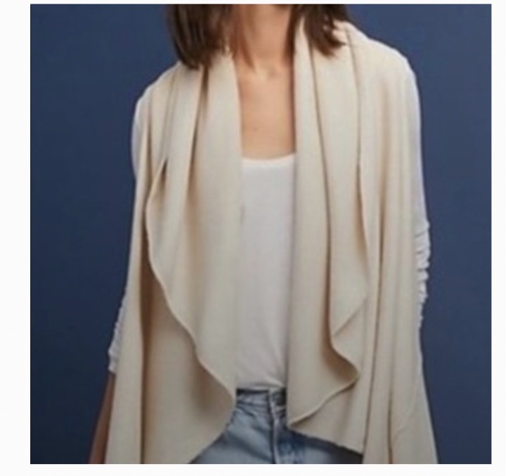 Anthropologie cascades shawl vest in ivory