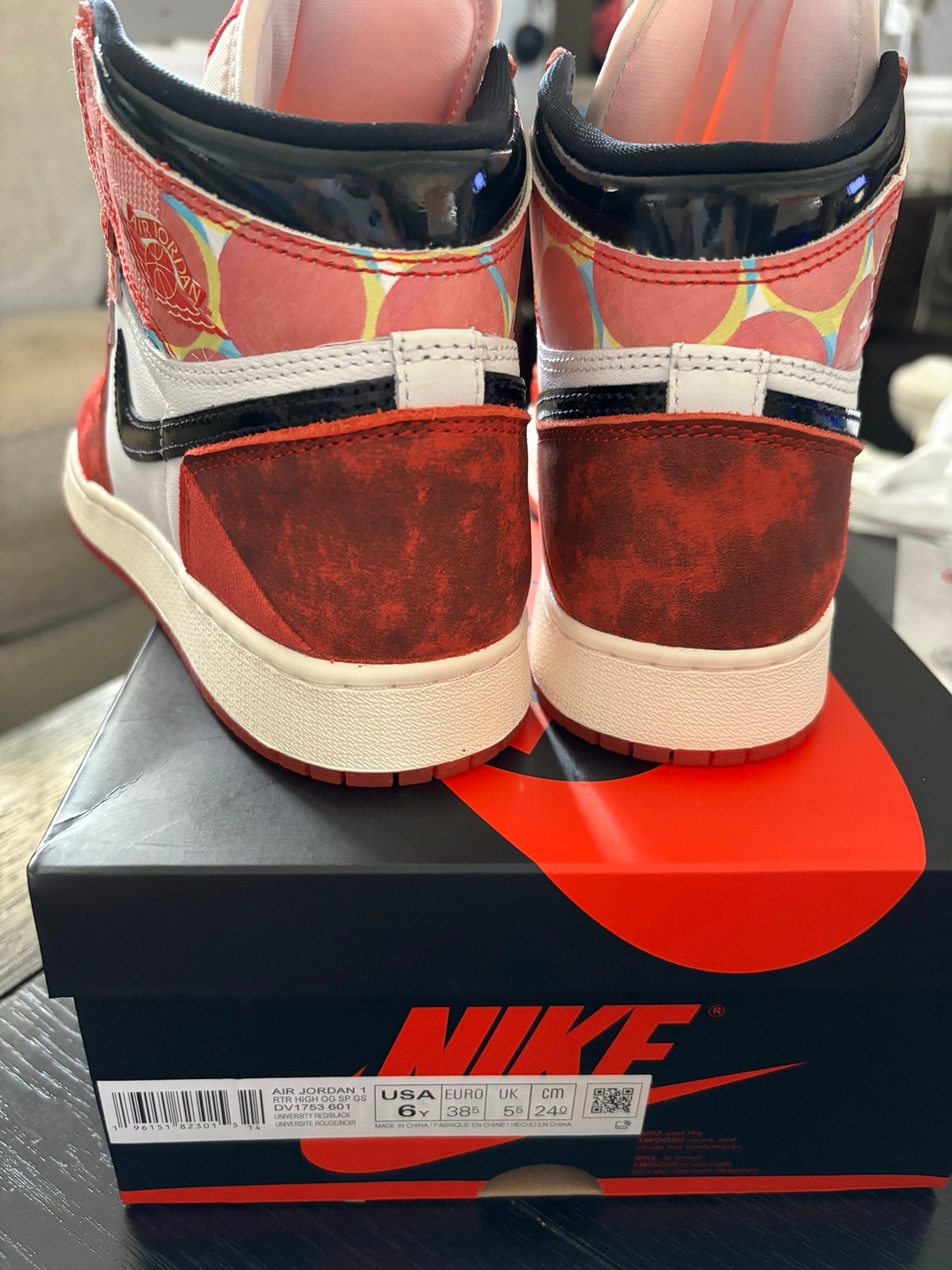 Jordan 1 Spider-Man spider verse size 6 youth